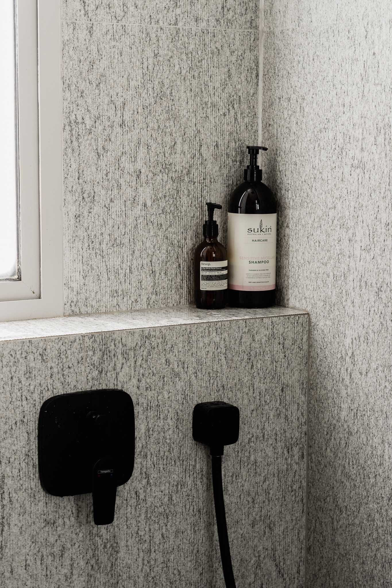 Minimalist Bathroom with Bathroom Storage and Bathroom Accessories