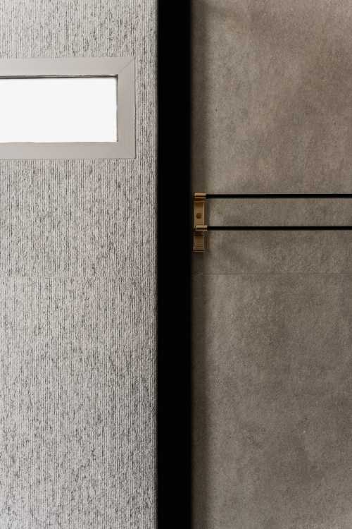 Minimalist Bathroom at Mandale Heights