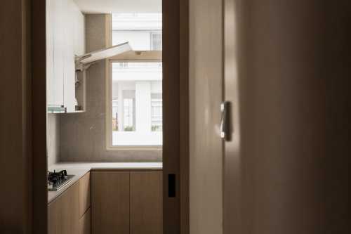 Minimalist Kitchen at Mandale Heights