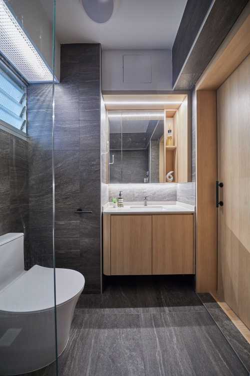 Scandinavian Bathroom at Kallang Heights