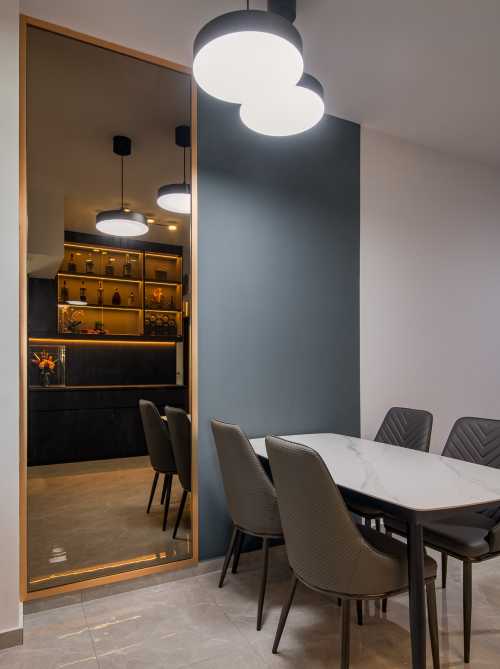 Contemporary Dining Room at 645B tampines st 62