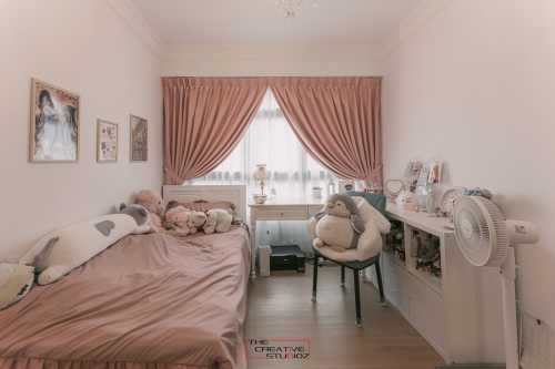 Modern Bedroom at 210B Clementi Ave 6
