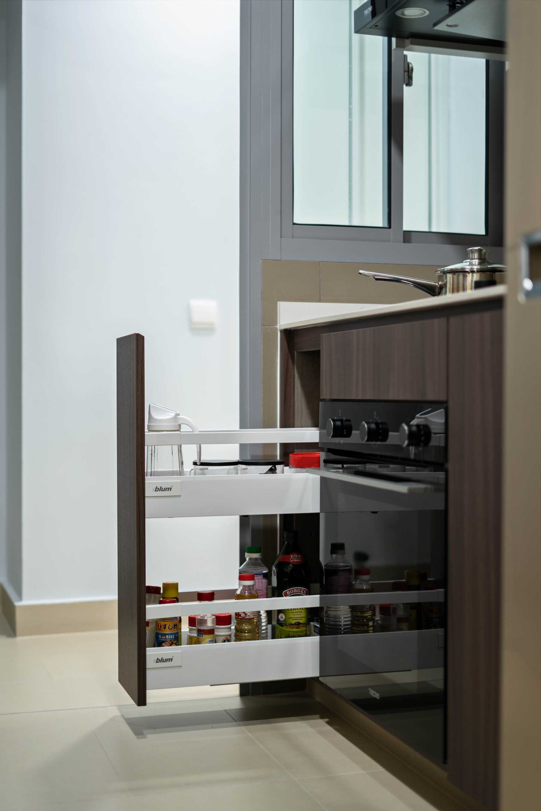 Contemporary Kitchen with Countertop and Cupboard