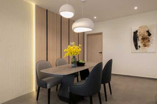 Minimalist Dining Room at Resale 5 Room EA @ Jurong