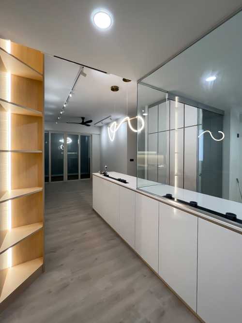 Scandinavian Foyer at Vacanza @ East