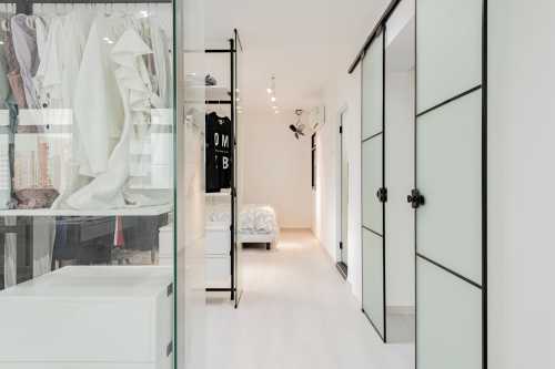 Minimalist Bedroom at Choa Chu Kang Ave 5