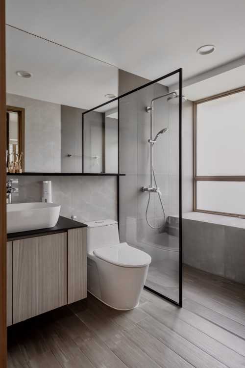 Modern Bathroom at 758 Bedok Reservoir Road, Waterfront Gold