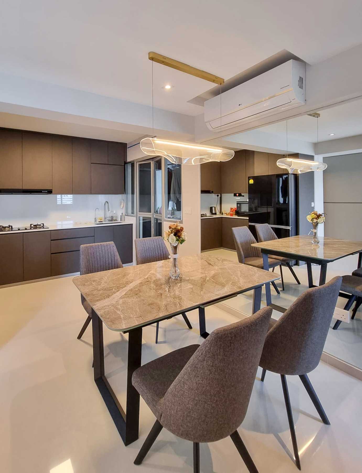 Modern Dining Room with Mirror and Paintings