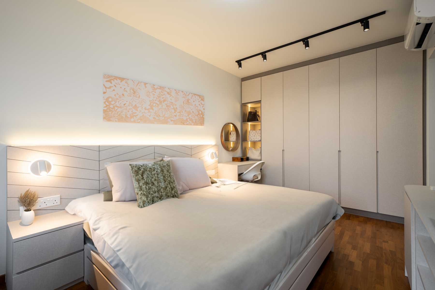 Modern Bedroom with Vinyl Flooring and Cove Lighting
