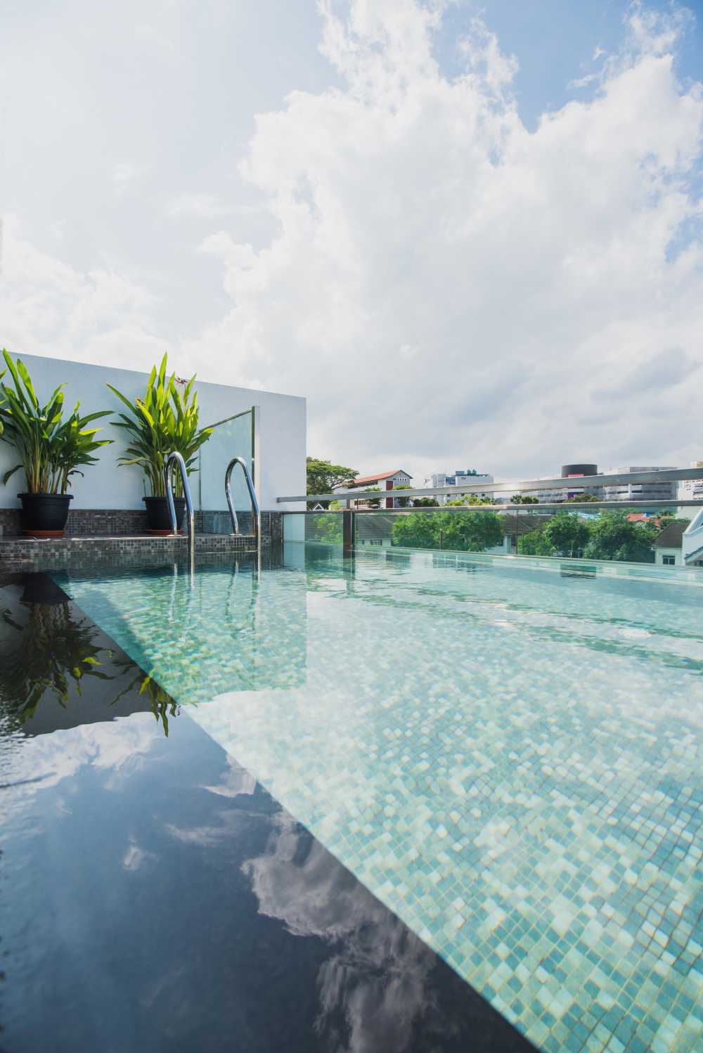 Metropole Drive