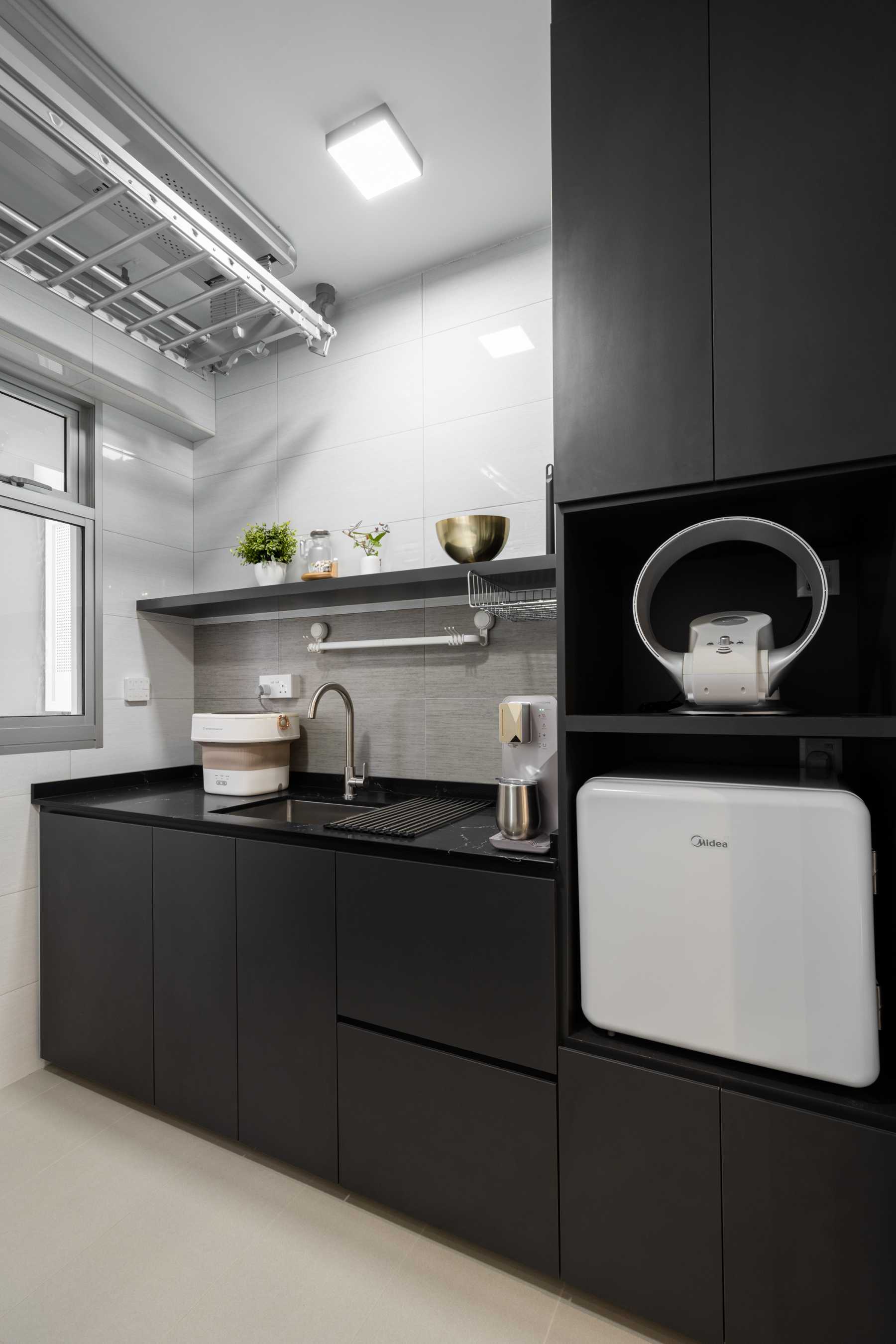 Minimalist Kitchen with Vinyl Flooring and Herringbone Tiling