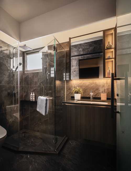 Contemporary Bathroom at 455B AMK St44 (Elaine)