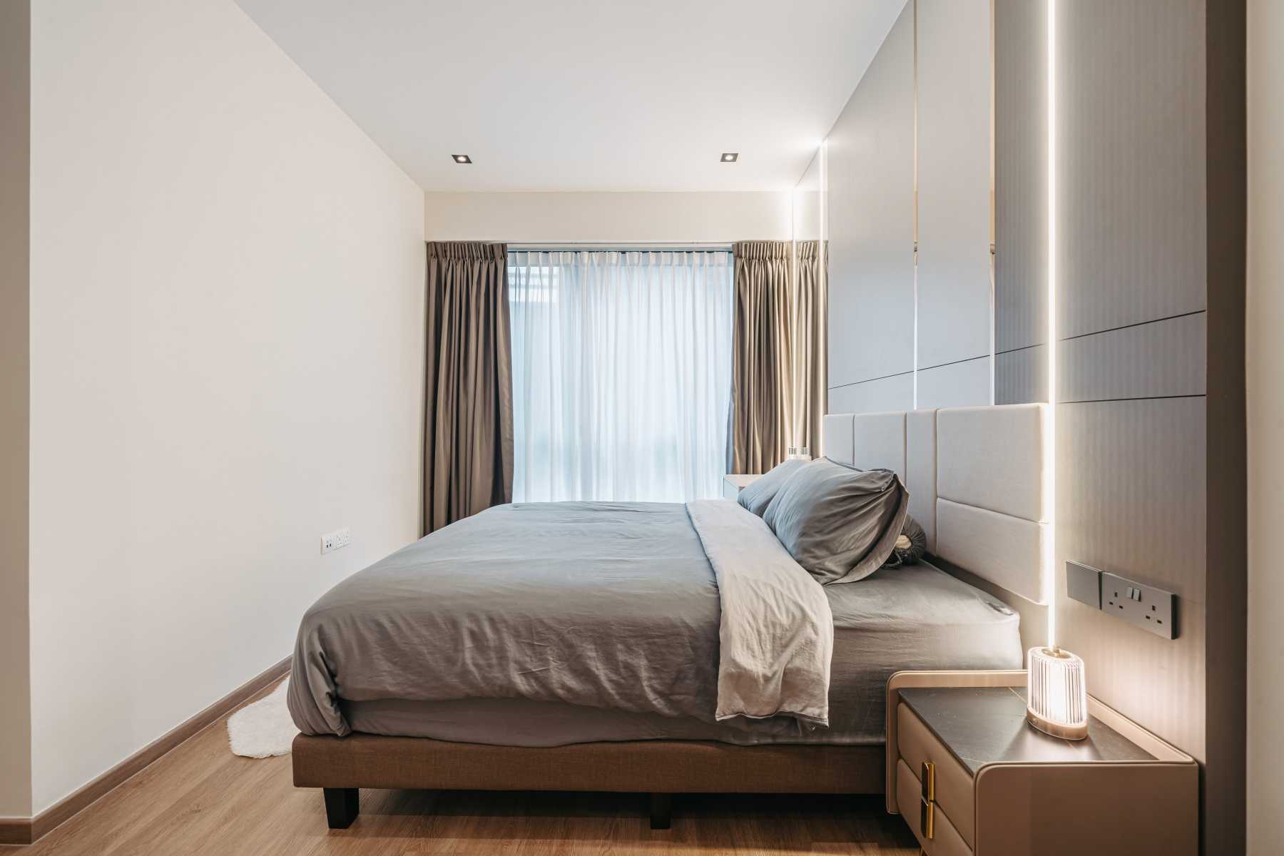 Modern Bedroom with Built-in Bed and Bed