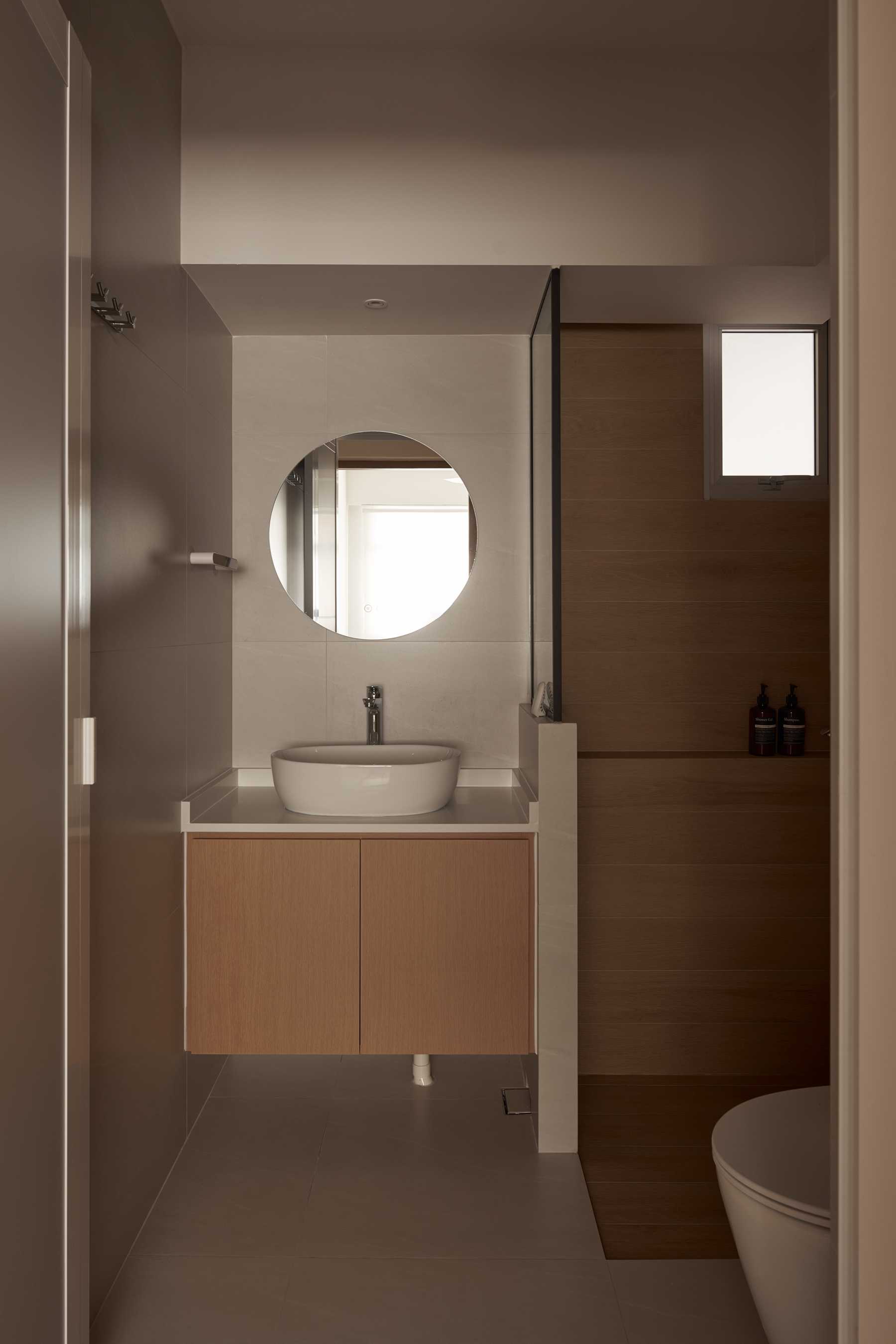 Scandinavian Bathroom with Countertop and Mirror
