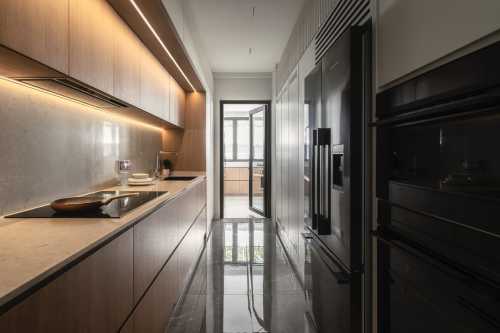 Modern Kitchen at Terraced House (Wei Yan)