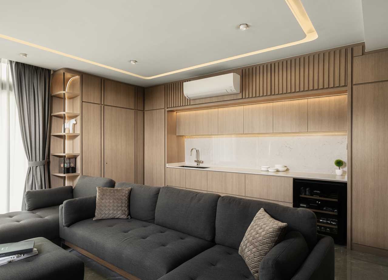Modern Living Room with Bookshelf and Sofa