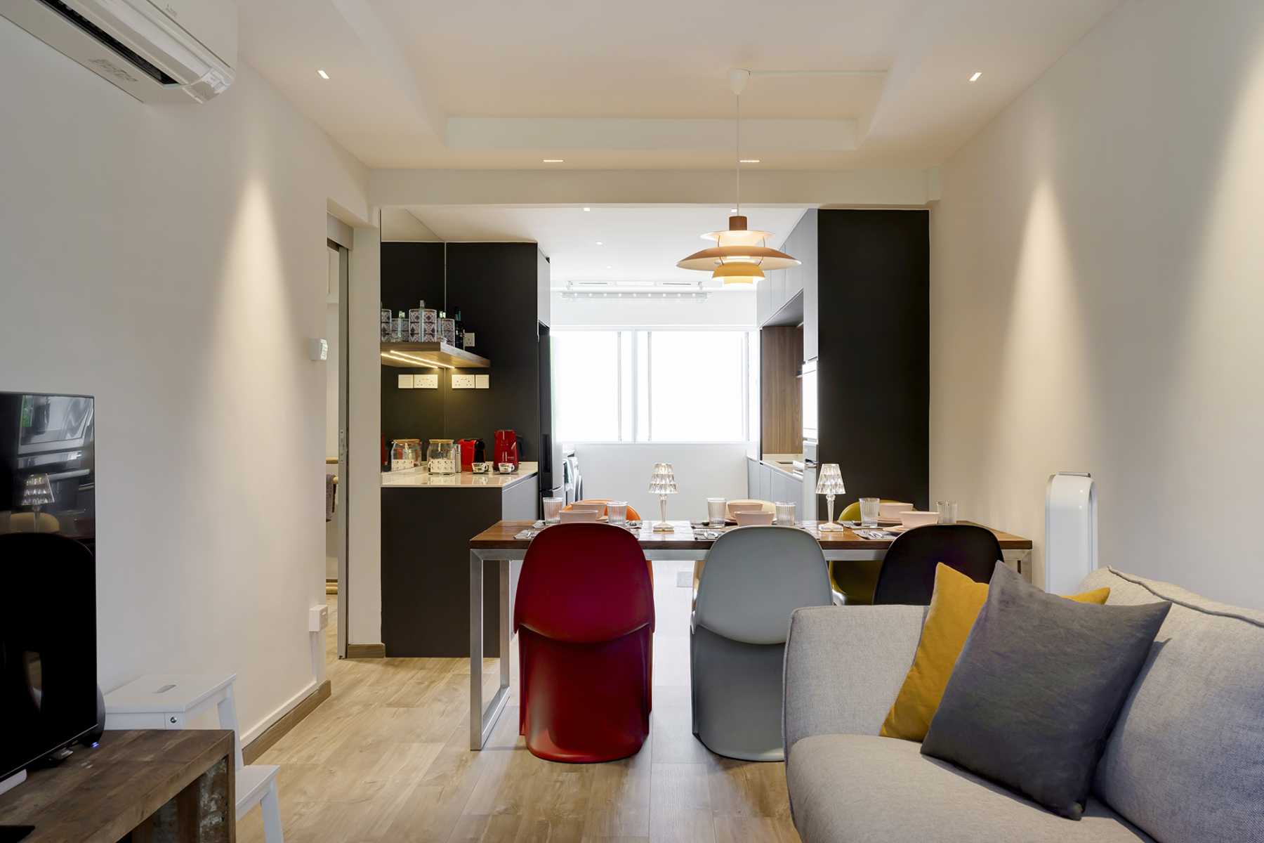 Contemporary Dining Room with Dining Table and Tableware