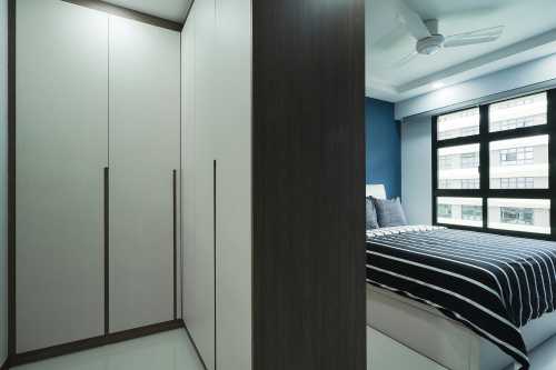 Contemporary Bedroom at Tampines St 61