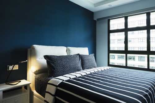 Contemporary Bedroom at Tampines St 61