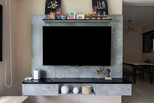 Contemporary Living Room at Tampines | Tampines Greendew