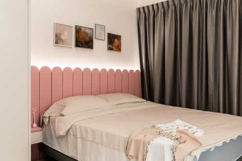 Modern Bedroom at Punggol Drive