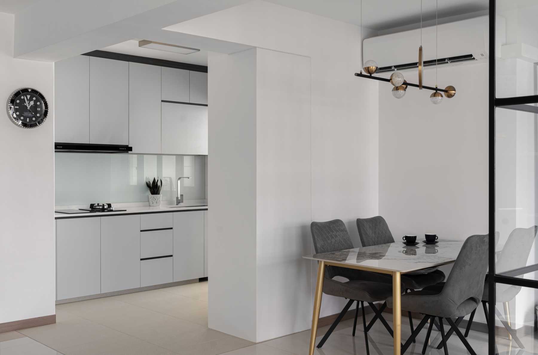 Contemporary Living Room with Ceiling Light and Dining Table
