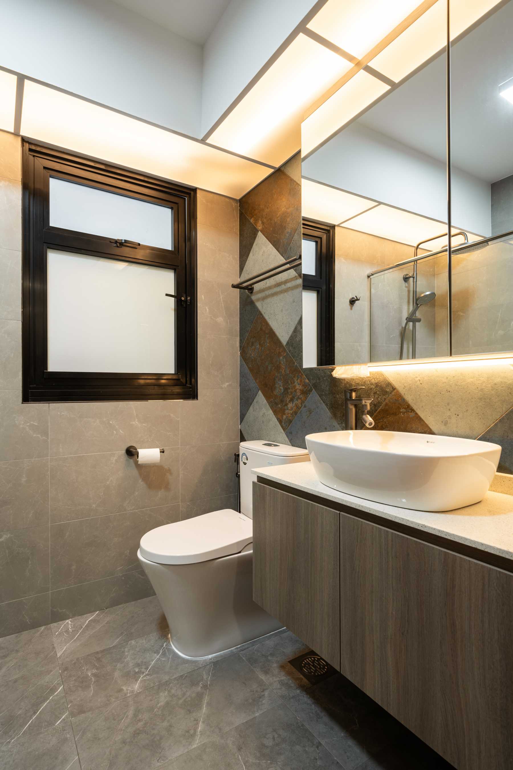 Industrial Bathroom with Vinyl Flooring and Shower Screen
