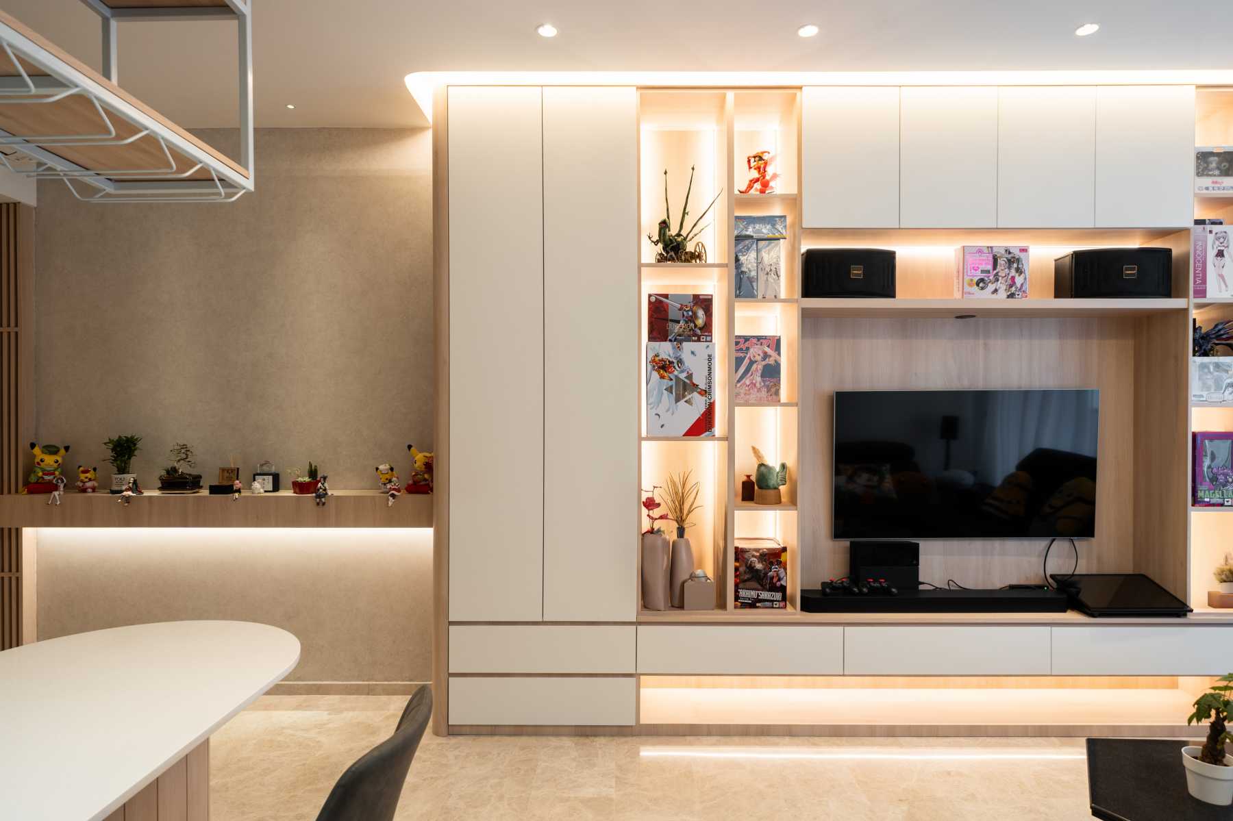 Modern Living Room with Sofa and TV