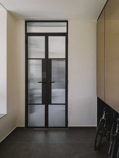 Modern Entryway at Breeze By The East