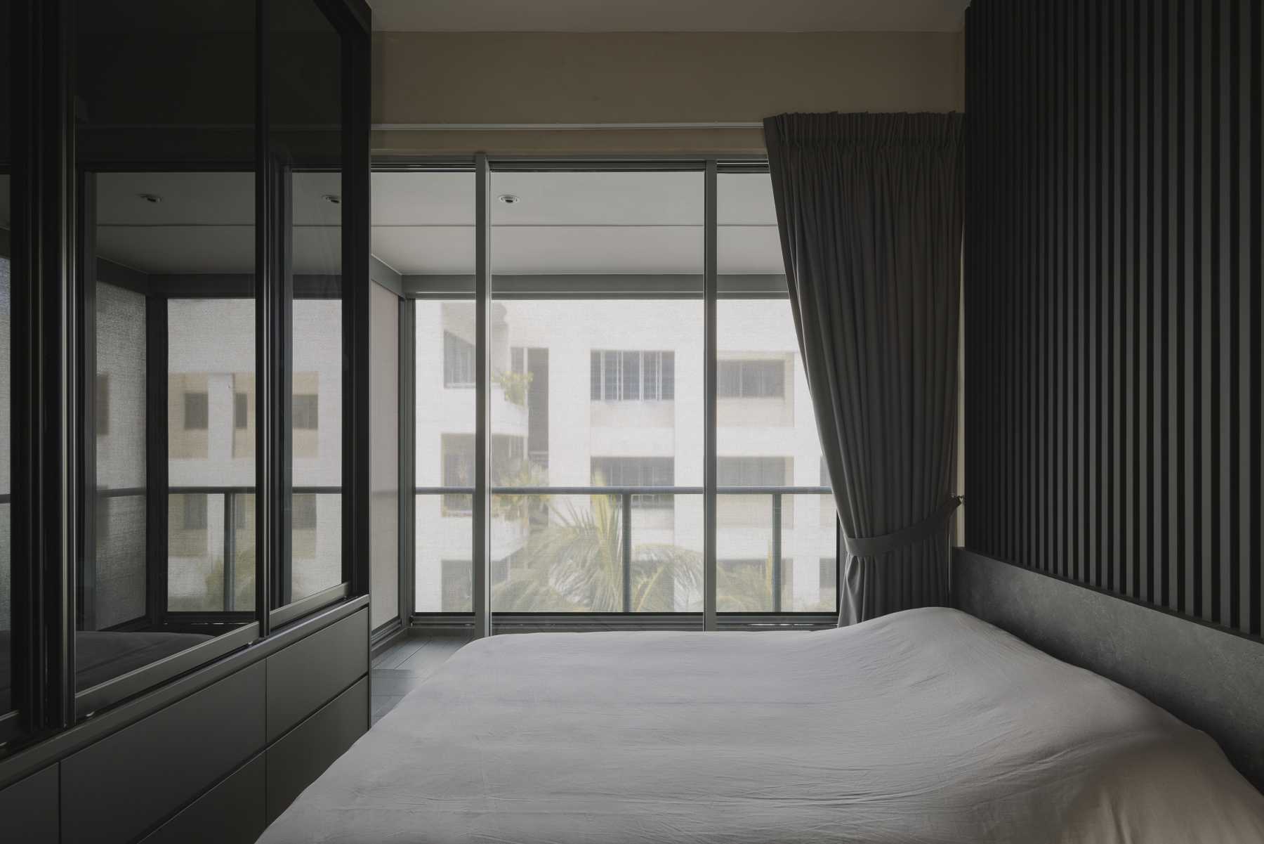 Modern Bedroom with Wardrobe and Closet