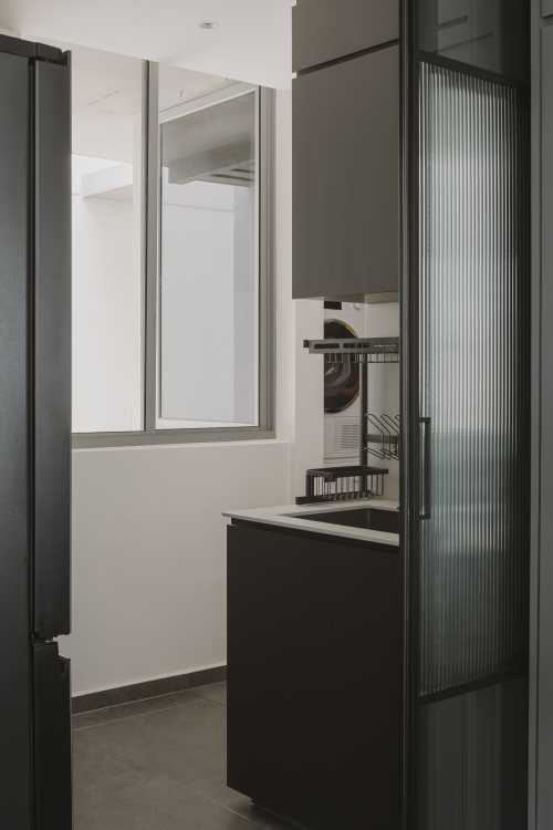 Modern Kitchen at Breeze By The East