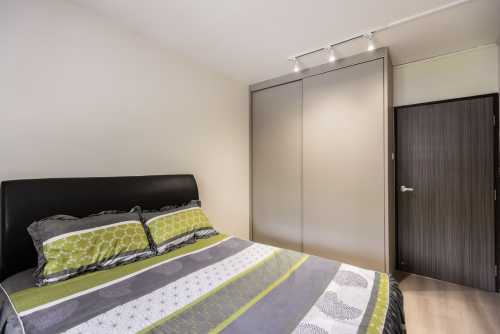 Modern Bedroom at 415 Choa Chu Kang