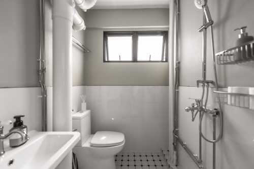 Modern Bathroom at 415 Hougang