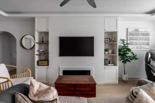 Country Living Room at 808 Woodlands