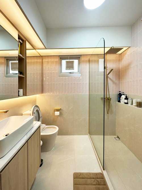 Scandinavian Bathroom at Ubi Road