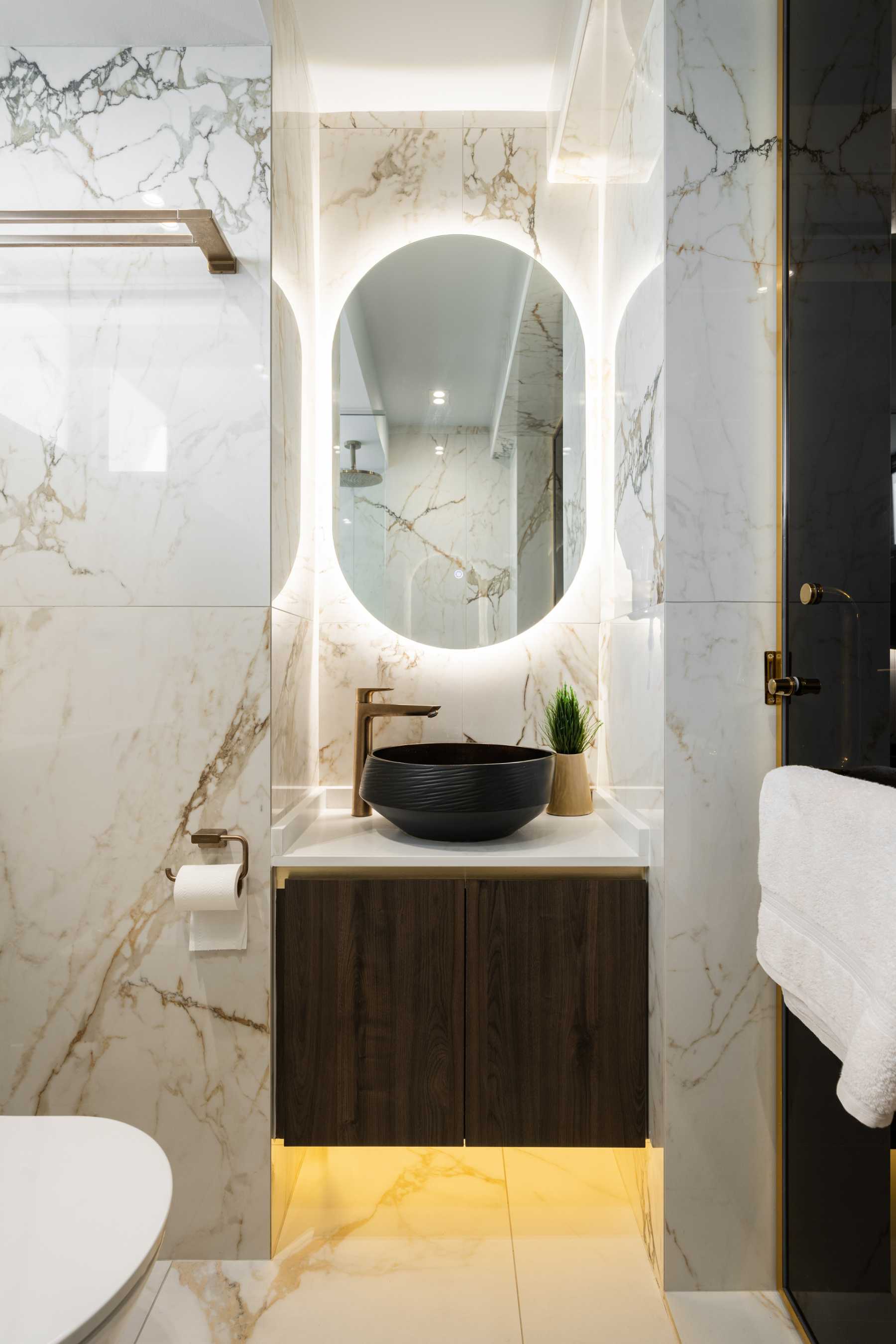 Modern Bathroom with Mirror and Bathroom Mirrors