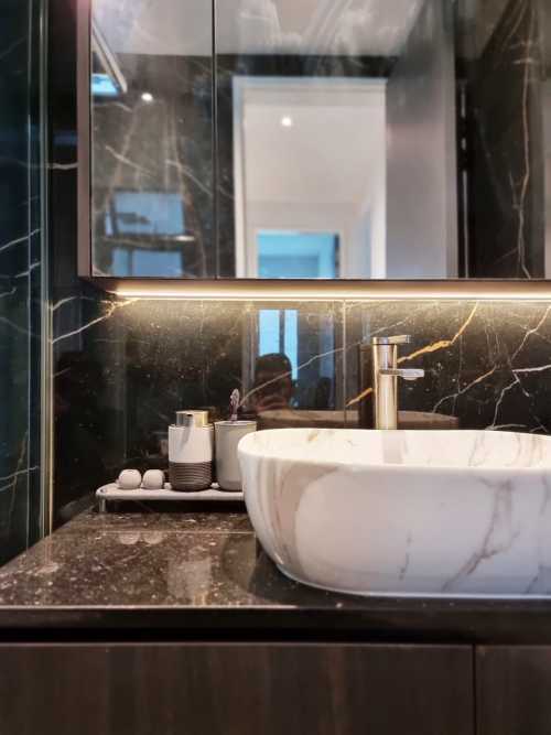 Scandinavian Bathroom at Robertson Quay