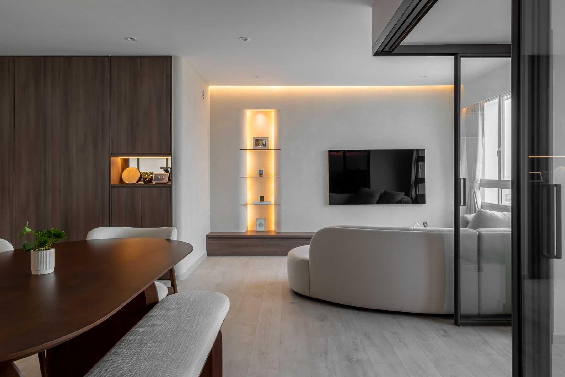 Minimalist Living Room with Vinyl Flooring and Sofa