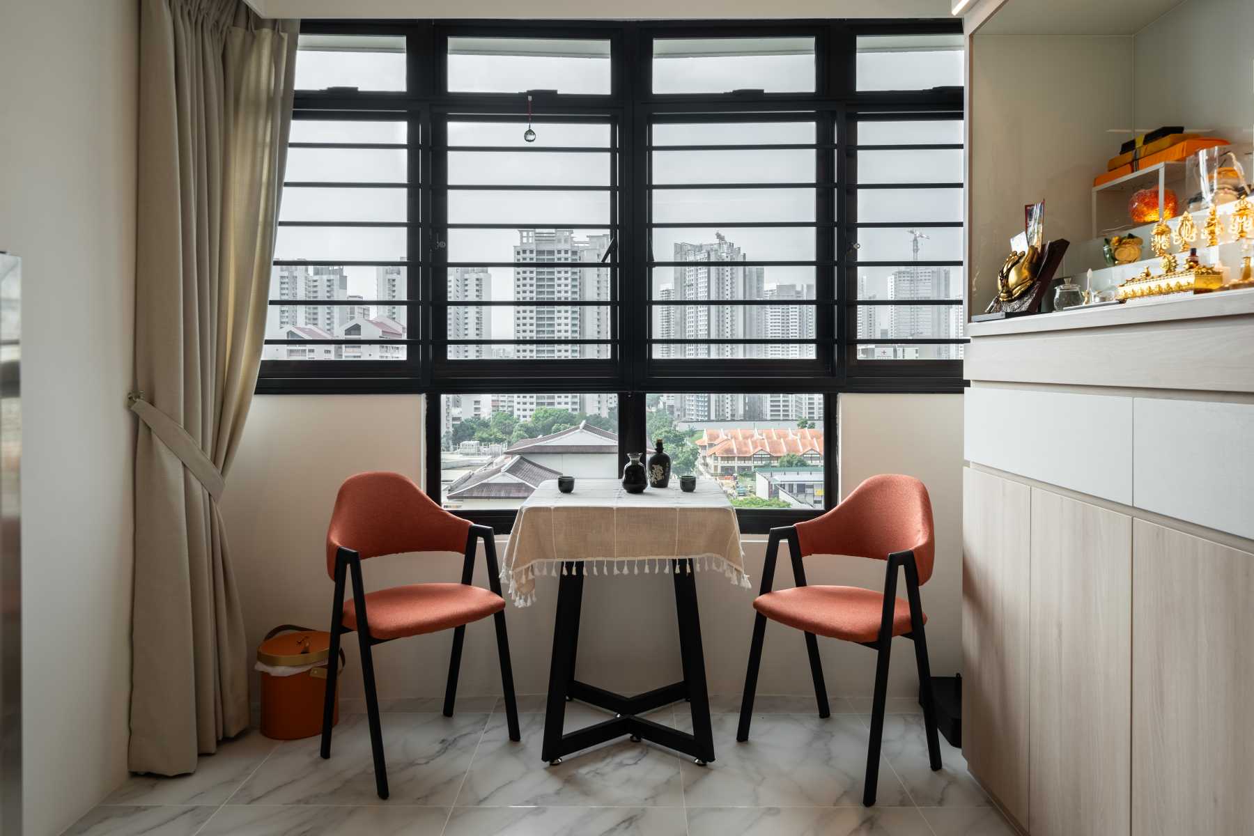 Modern Living Room with Homogeneous Tiles and TV Console