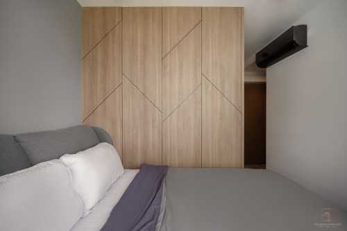 Contemporary Bedroom at 91B Jalan Satu