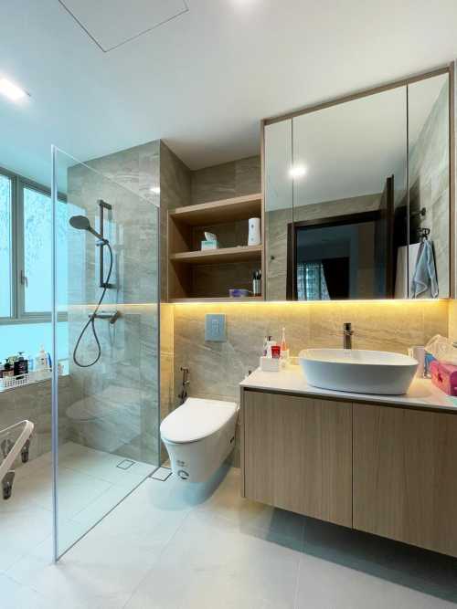 Scandinavian Bathroom at 81 Paris Ris Grive