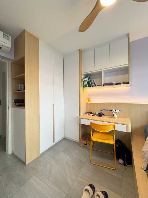 Scandinavian Bedroom at 211A Clementi Ave 6
