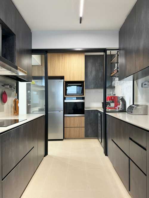Scandinavian Kitchen at 211A Clementi Ave 6