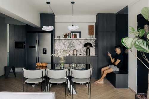 Modern Dining Room at Tanjong Pagar Plaza