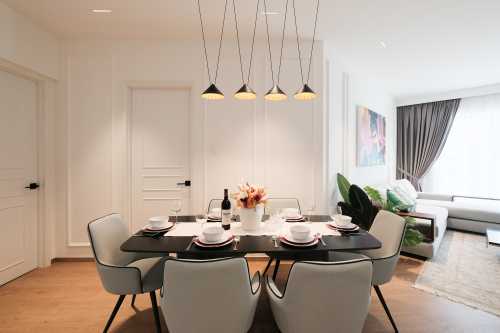Modern Dining Room at Costa Rhu