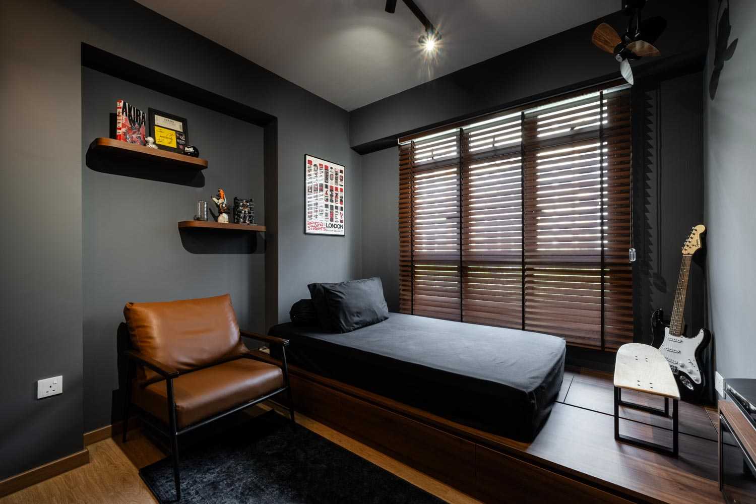 Modern Bedroom with Wardrobe and Sliding Wardrobe