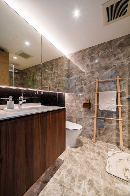 Minimalist Bathroom at The Santorini