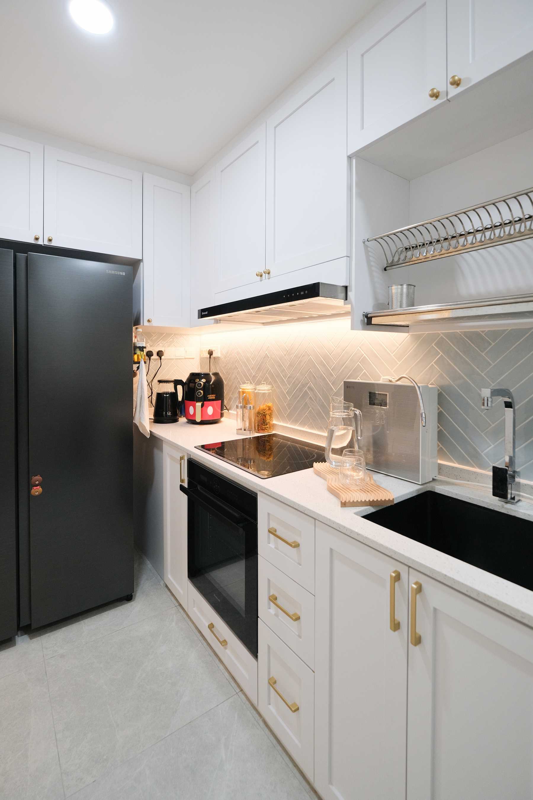 Modern Kitchen with Countertop and Herringbone Tiling
