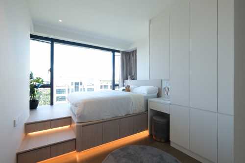 Minimalist Bedroom at Parc Esta