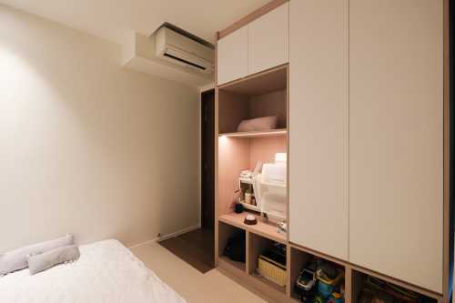 Minimalist Bedroom at Parc Esta